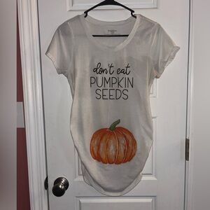 Motherhood Medium M White "Don't Eat Pumpkin Seeds" Maternity Tee